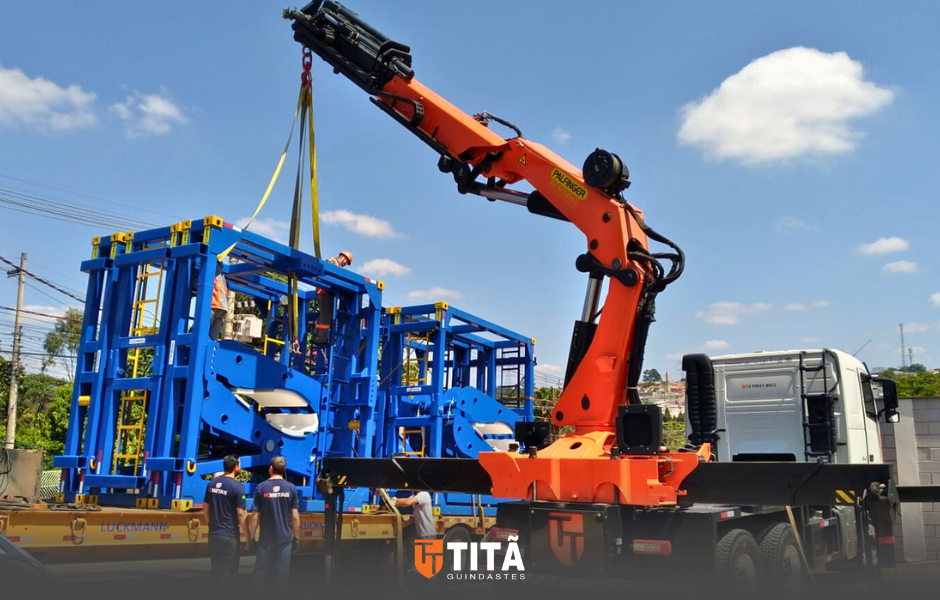 TITÃ GUINDASTES 