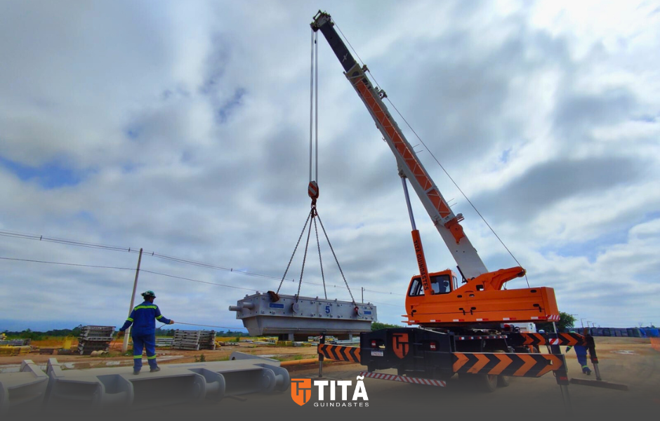 TITÃ GUINDASTES 