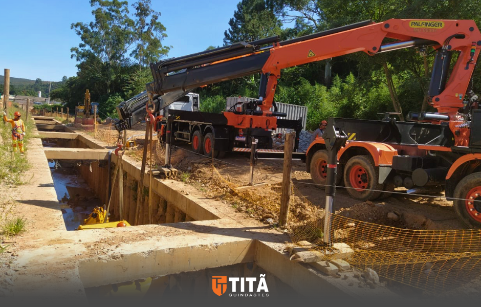 TITÃ GUINDASTES 